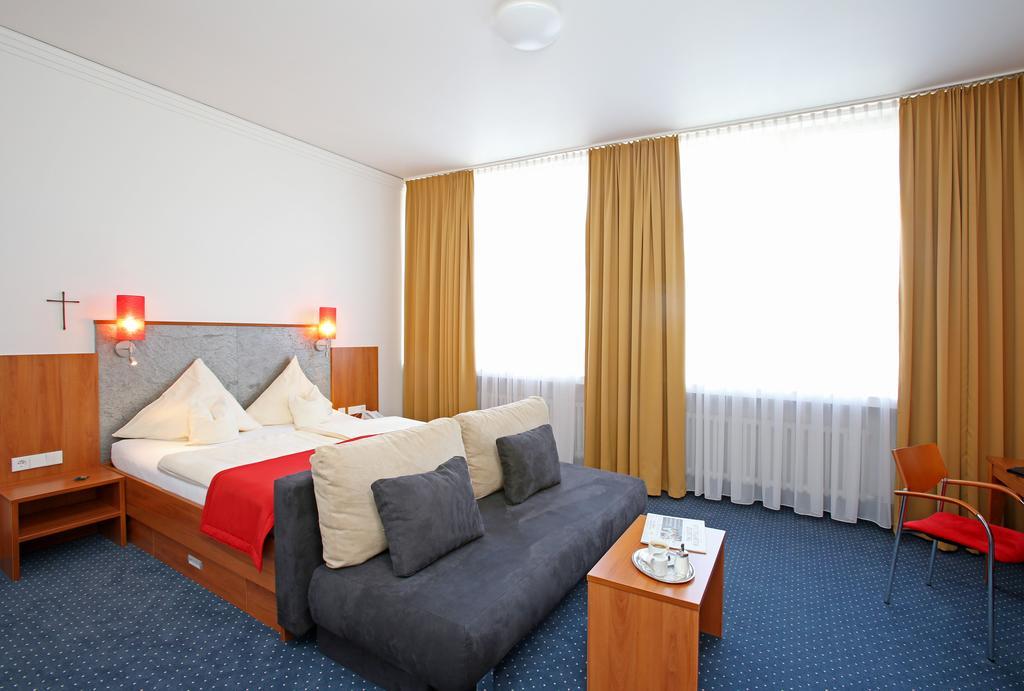 Hotel Martinshof à Rottenburg am Neckar Extérieur photo