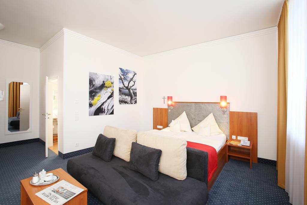Hotel Martinshof à Rottenburg am Neckar Extérieur photo